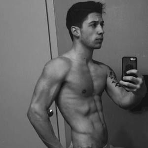 Meet your Posher, Devin